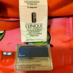 Clinique shadow soft shimmer
